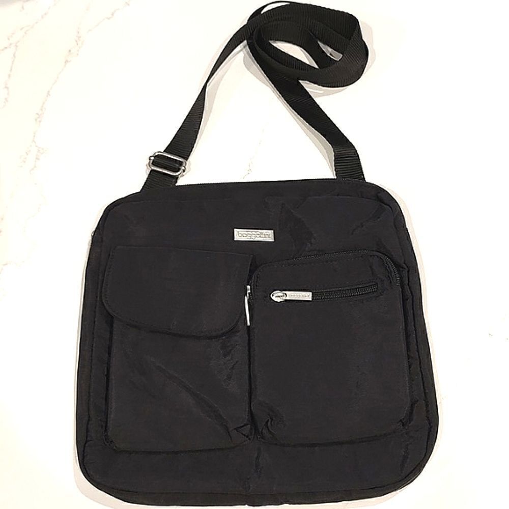 Baggallini Black Adjustable Crossbody Shoulder Bag